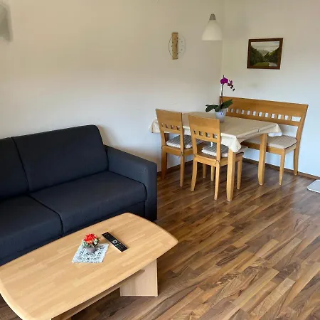Апартаменты Gaestehaus Edelweiss