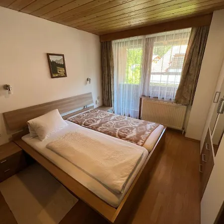 Apartament Gaestehaus Edelweiss *