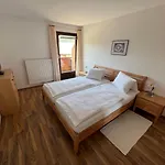 Gaestehaus Edelweiss Apartmán *